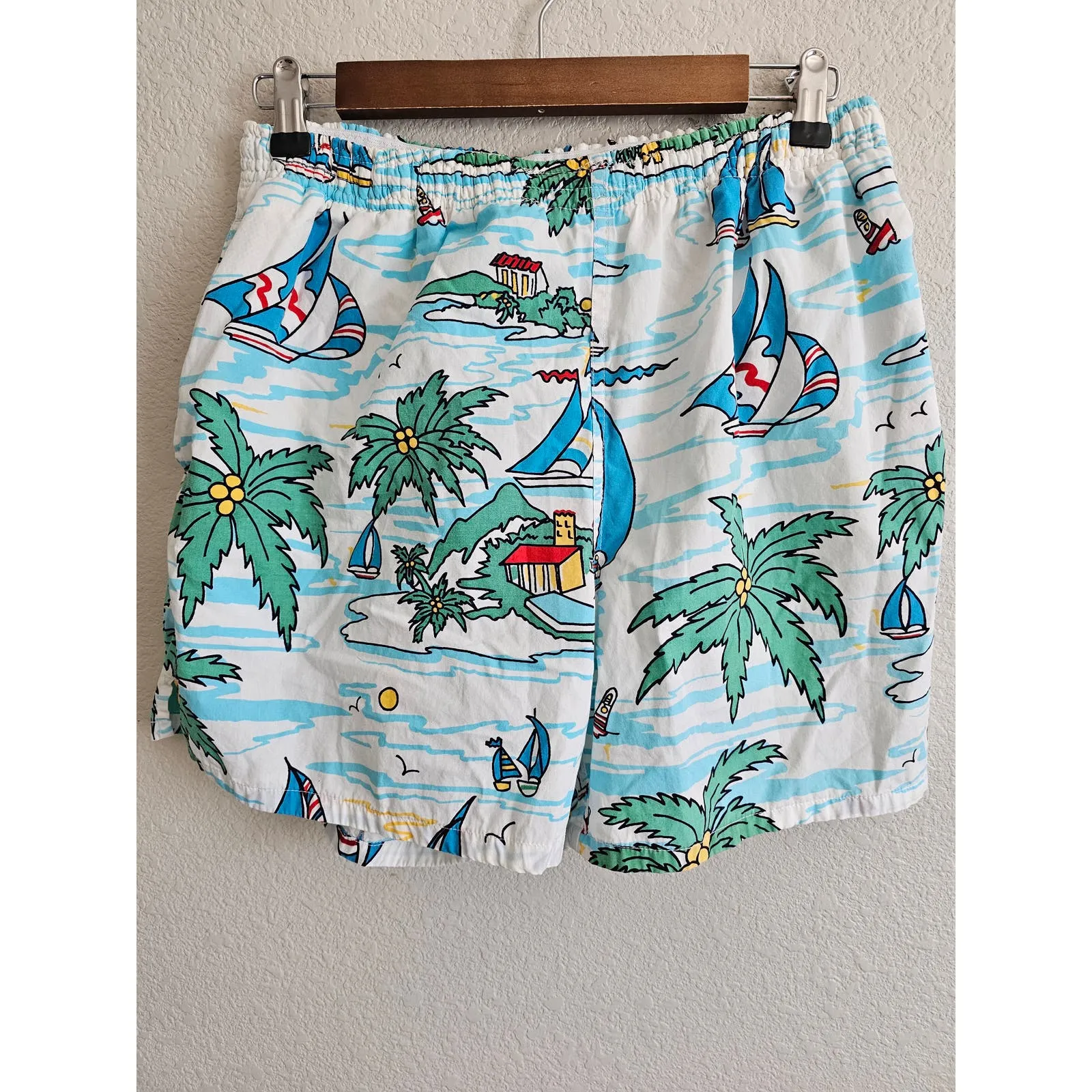 Mediterranean By Catalina Mens Hawaiian Shirt Swim Trunks White Sailboats Sz L